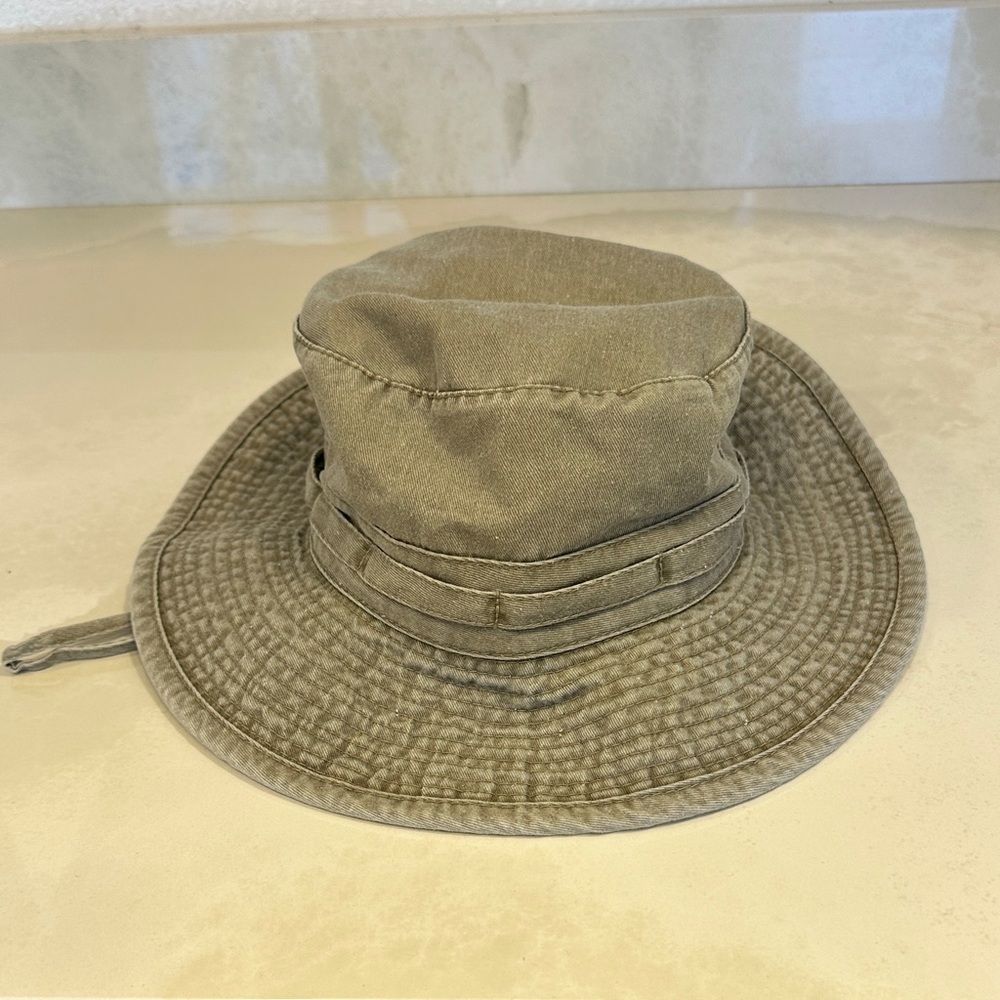 Classic Washed Bucket/ Boonie Hat in khaki-Olive